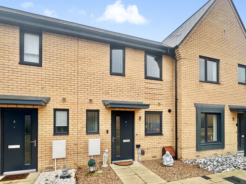 Property photo 1 of 14 Frontage