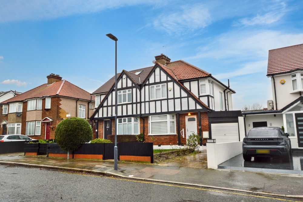 Property photo 2 of 19