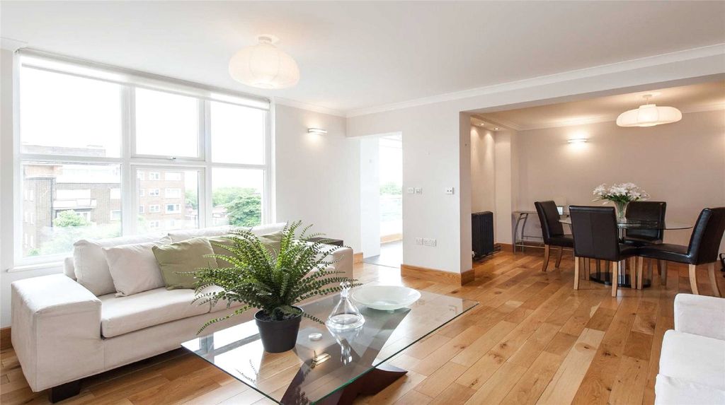 Property photo 2 of 7 Photo 2