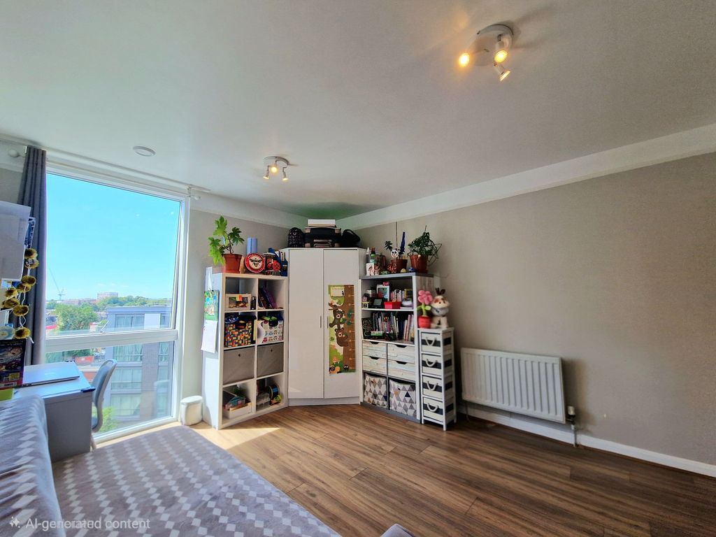 Property photo 3 of 11