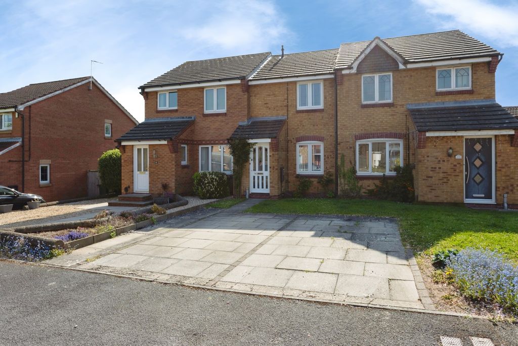 Property photo 1 of 17 Pbox-Img.Jpg