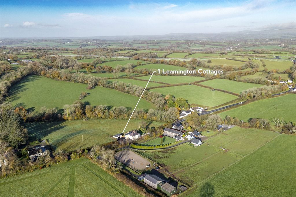 Property photo 2 of 28 Picture No. 31