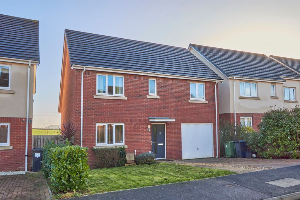 Property photo 1 of 18 Front