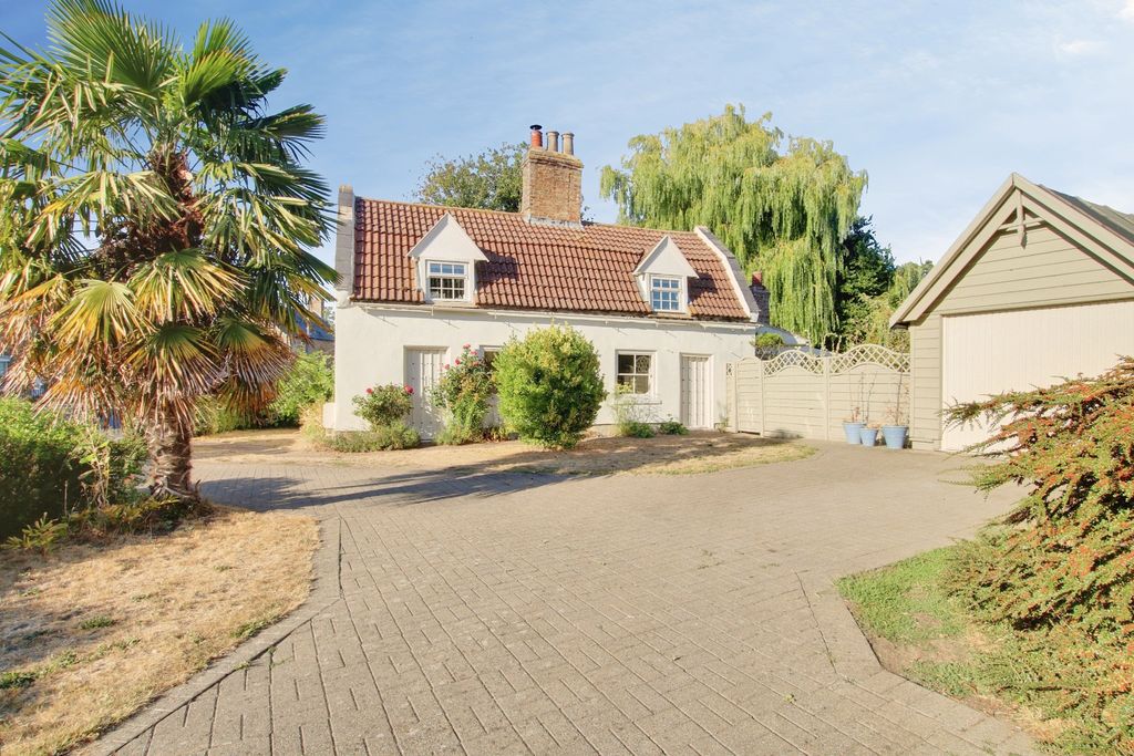 Property photo 1 of 25