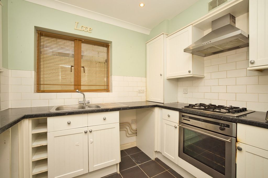 Property photo 3 of 19 Picture 3