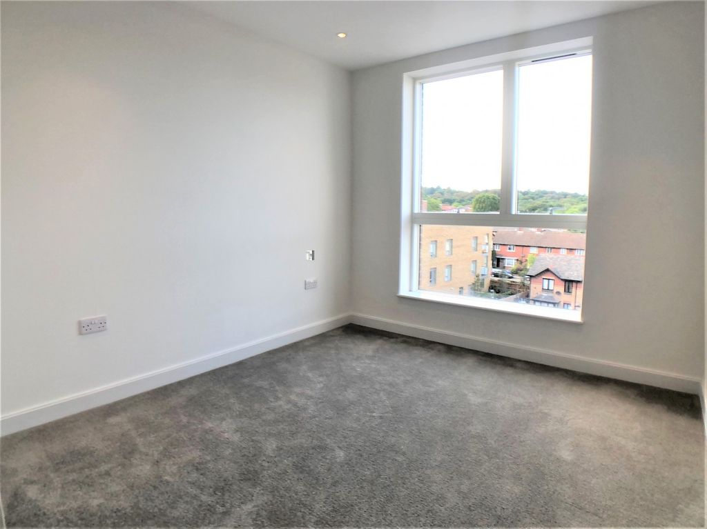 Property photo 3 of 7 3