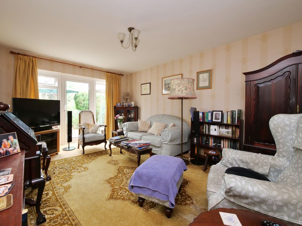 Property photo 3 of 11