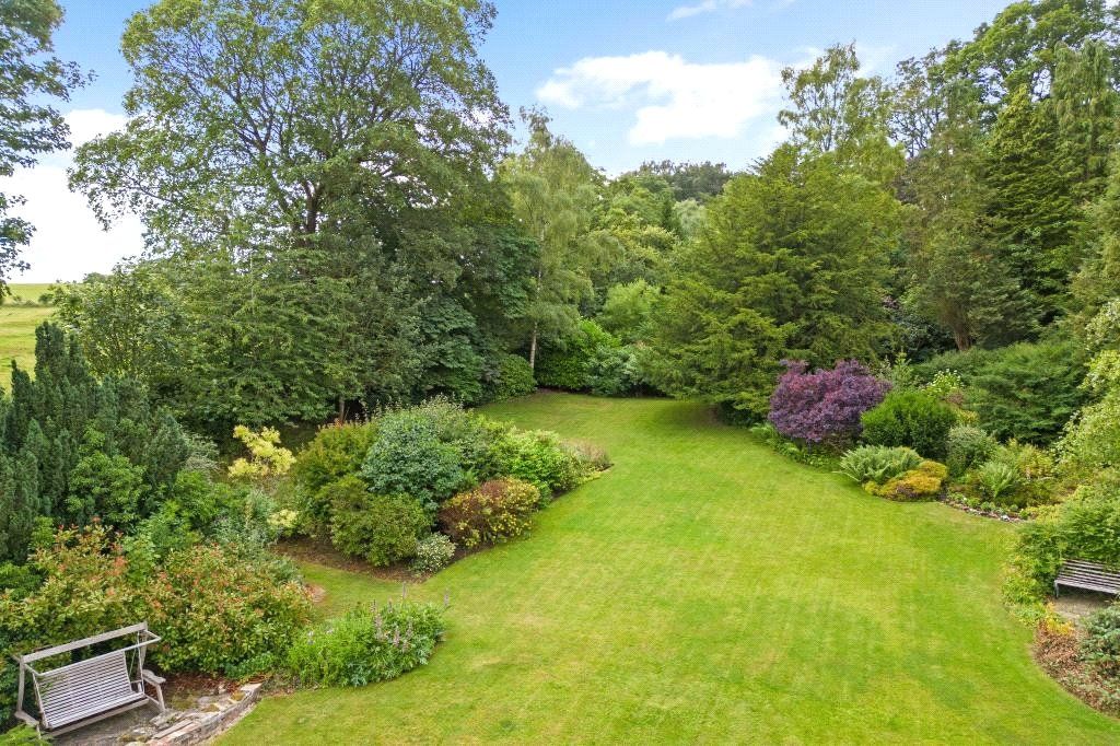 Property photo 3 of 18 Garden