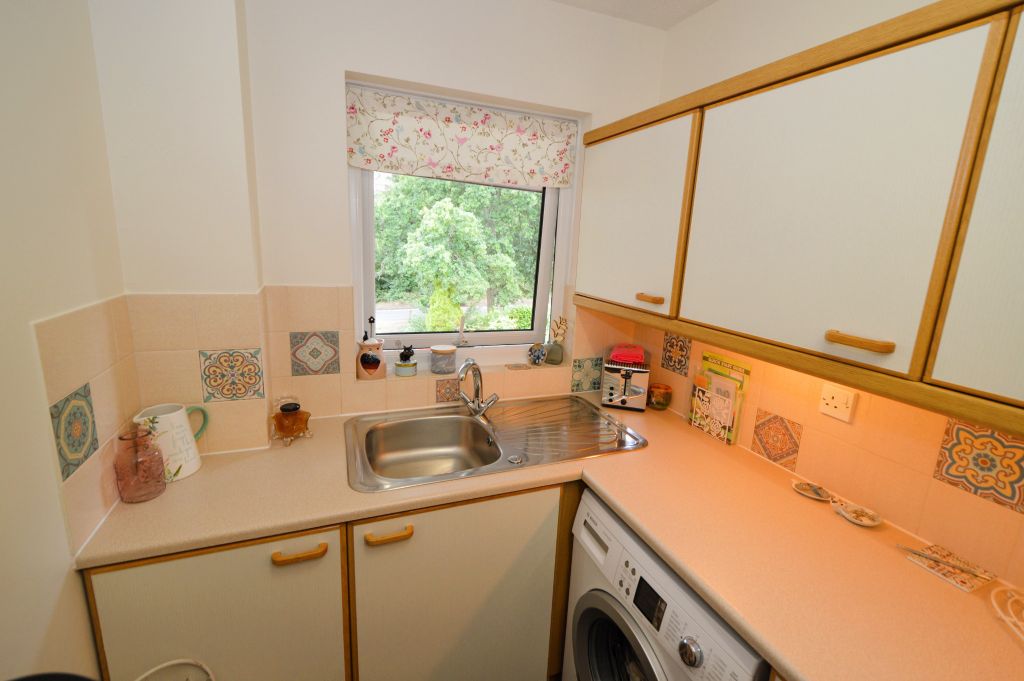 Additional image 6 of 1 bed property for saleOakleigh, Lightwater Road, Lightwater GU18