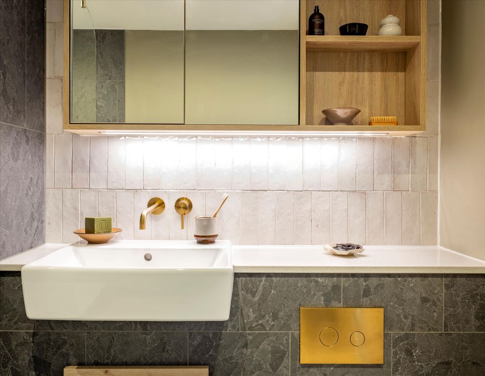 Property photo 1 of 14 Image