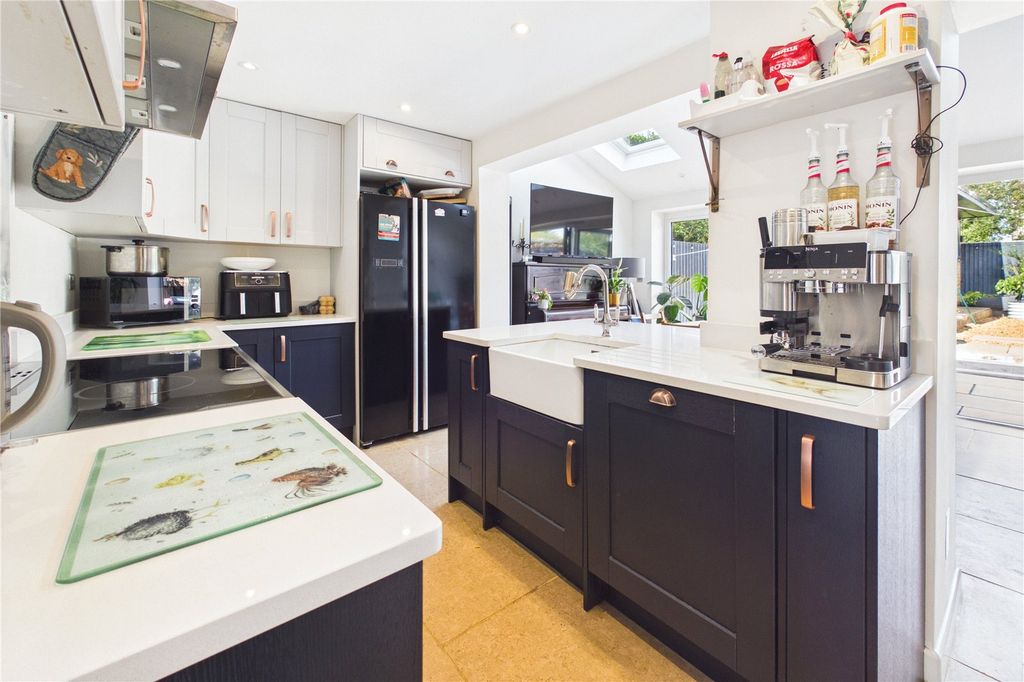 Property photo 3 of 23 Kitchen/ Diner