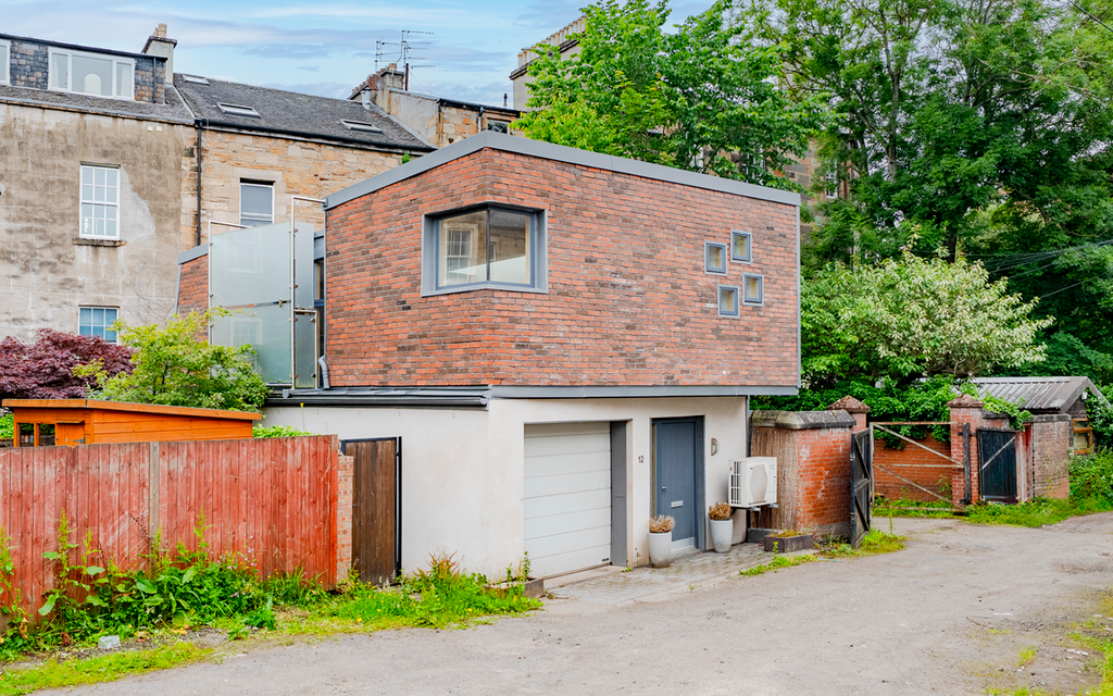 Property photo 1 of 16 General 12 Lansdowne