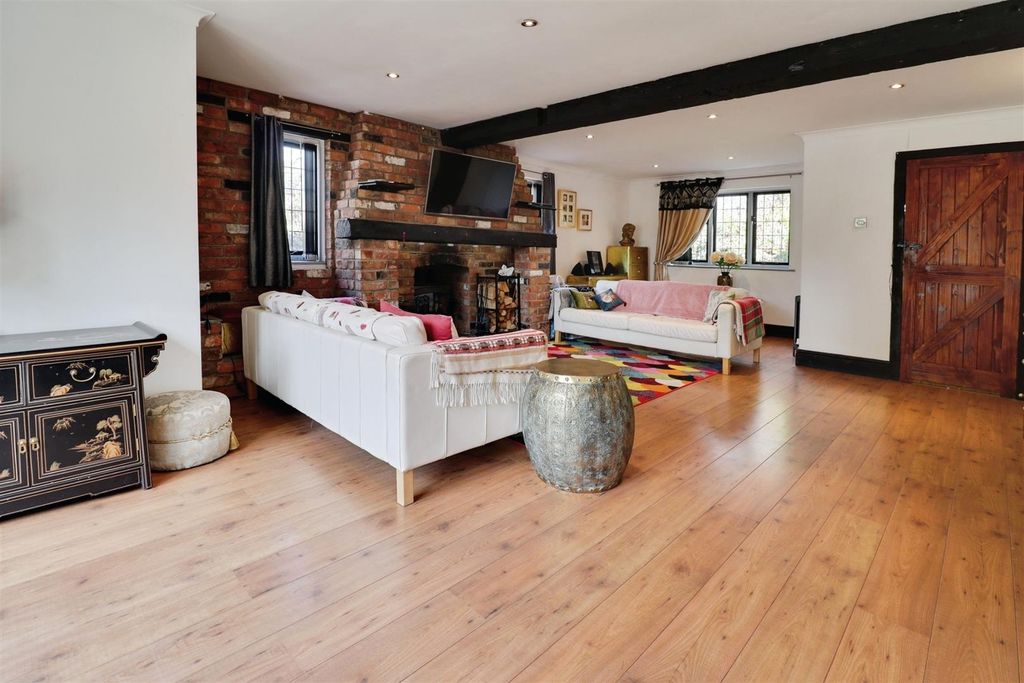 Property photo 3 of 33 4F66Fe86-Img_3593-Img_3595.Jpg