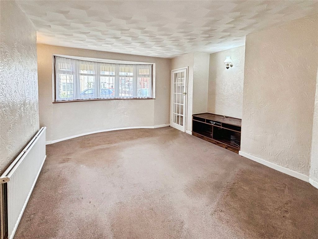 Property photo 3 of 15 Picture No. 38