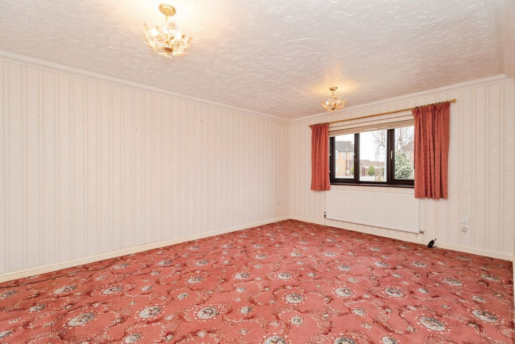 Property photo 2 of 17 Pbox-Img.Jpg