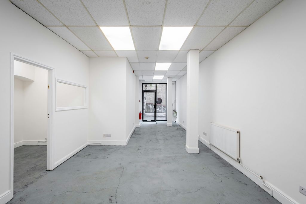 Property photo 1 of 13 Princelet St U4D - Low Res 7.Jpg