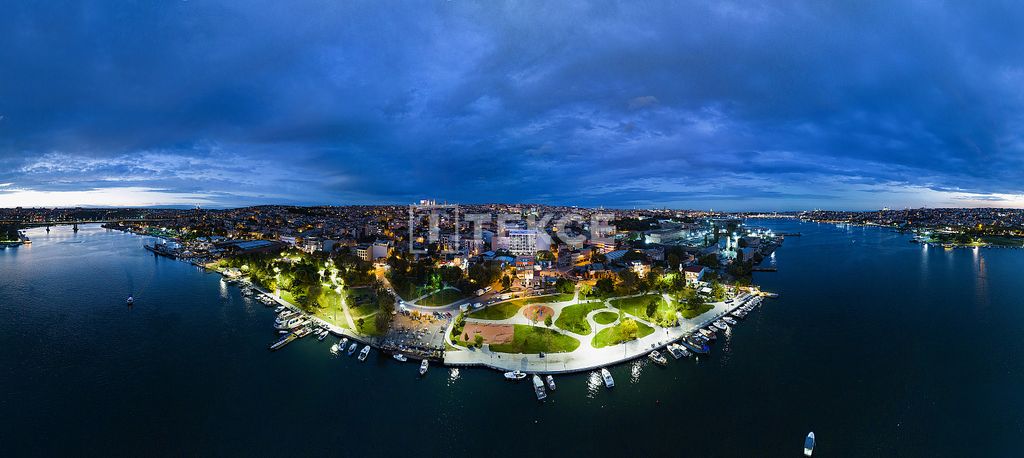 Property photo 3 of 12