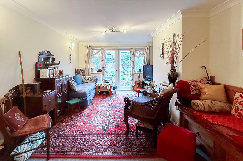 Property photo 3 of 11 Picture No. 06