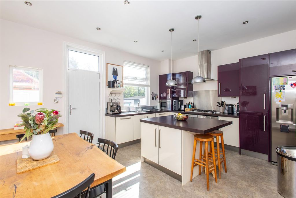 Property photo 2 of 21 Kitchen Diner