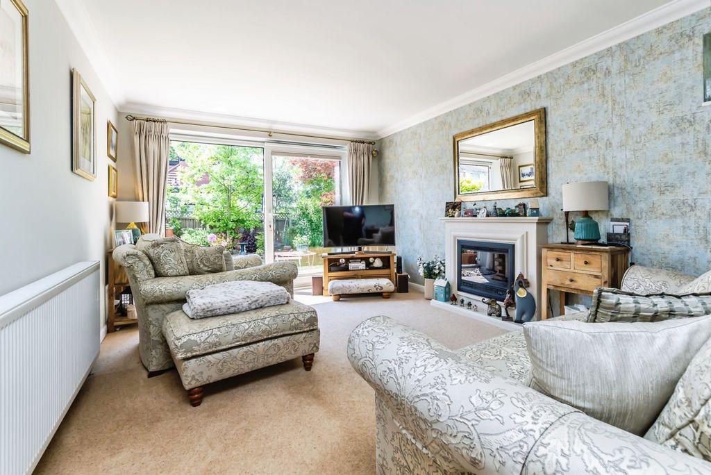 Property photo 2 of 26 Pbox-Img.Jpg