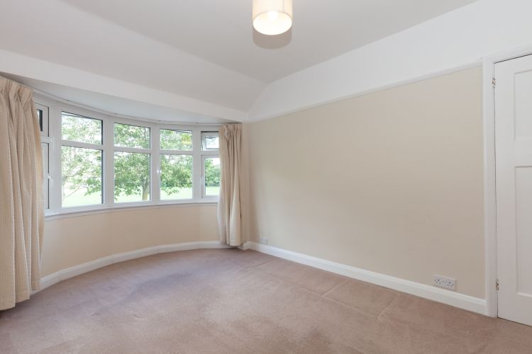 Property photo 3 of 10 232555