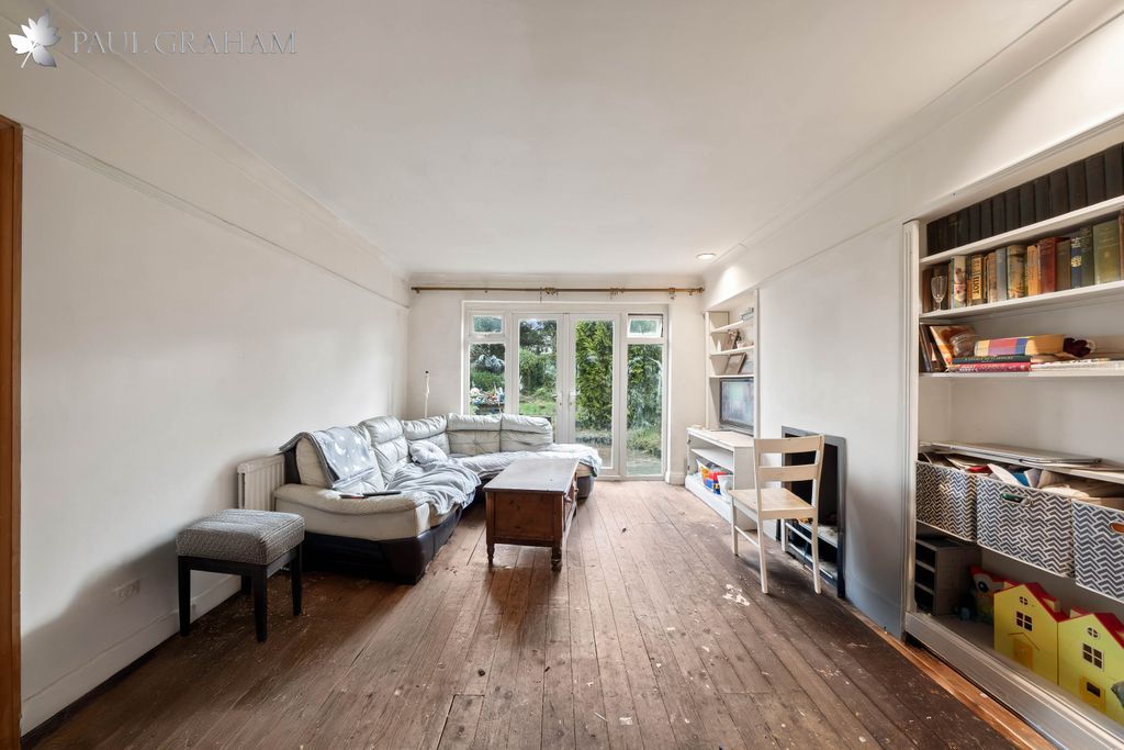 Property photo 3 of 12 Dsc06665