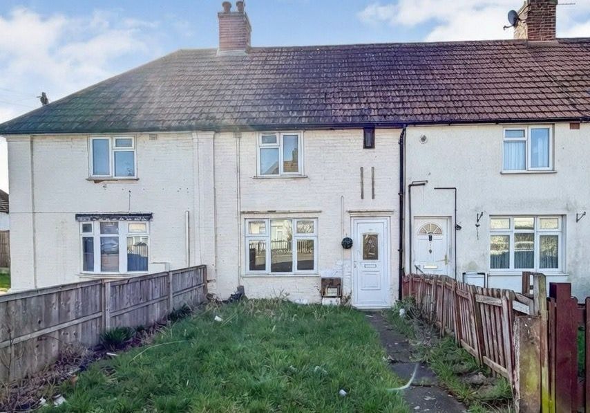 Property photo 1 of 2