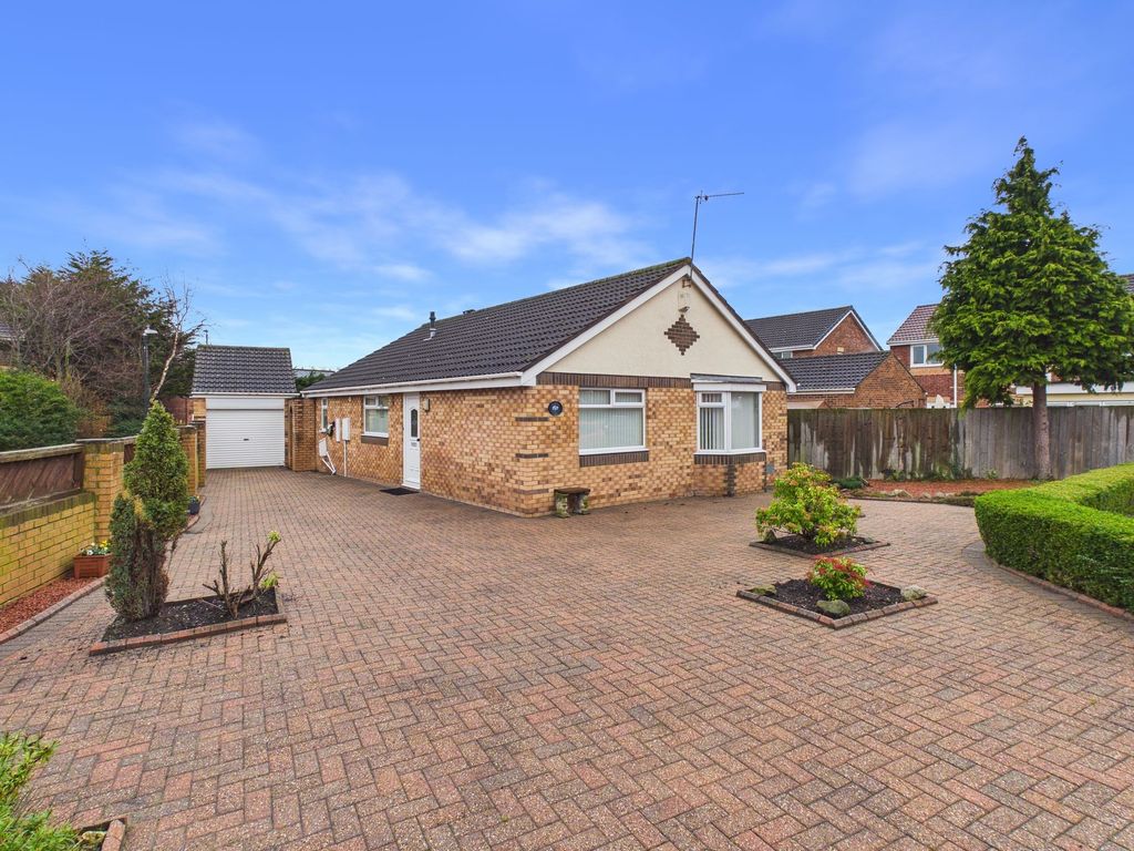 Property photo 1 of 12 External