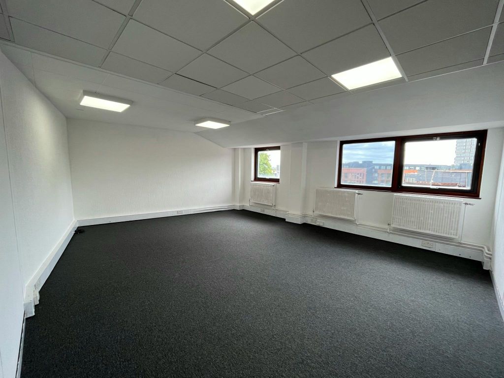 Property photo 3 of 15 Img_8186.Jpeg