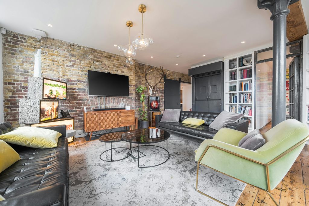 Property photo 3 of 23 1434746-14-69c668333d6Fa.Jpg