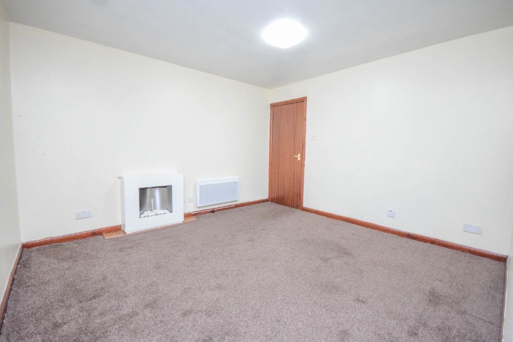 Property photo 3 of 17 Photo 3