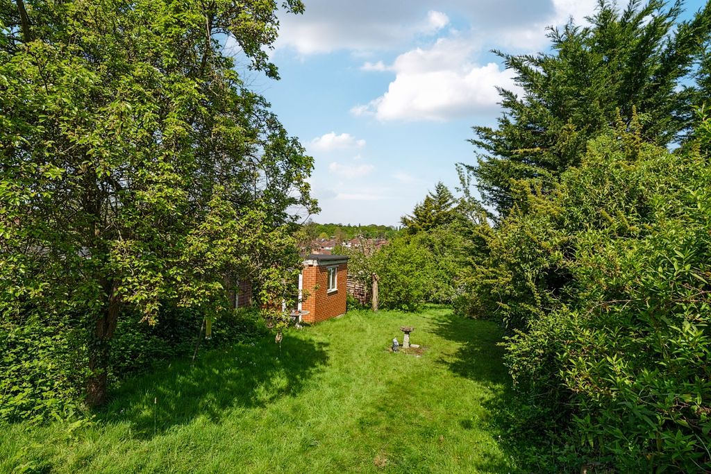 Property photo 2 of 17 Picture No. 09