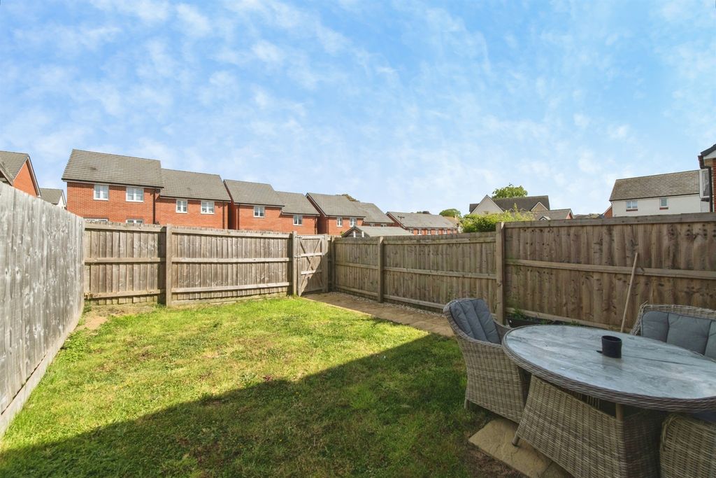 Property photo 2 of 14