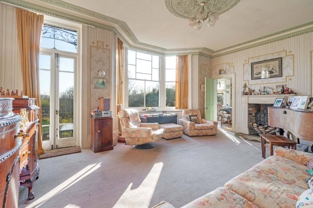 Property photo 3 of 20 Drawing Room