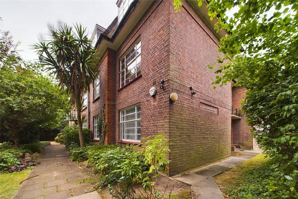 Property photo 3 of 17 External B
