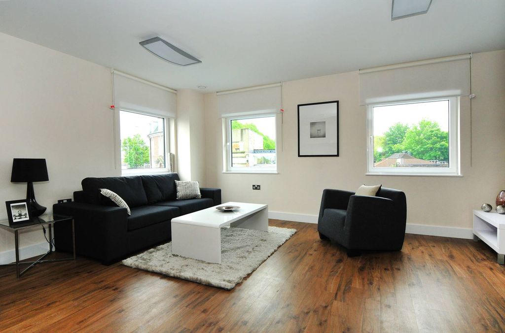 Property photo 3 of 5