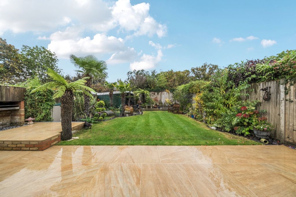 Property photo 3 of 18 Picture No. 07