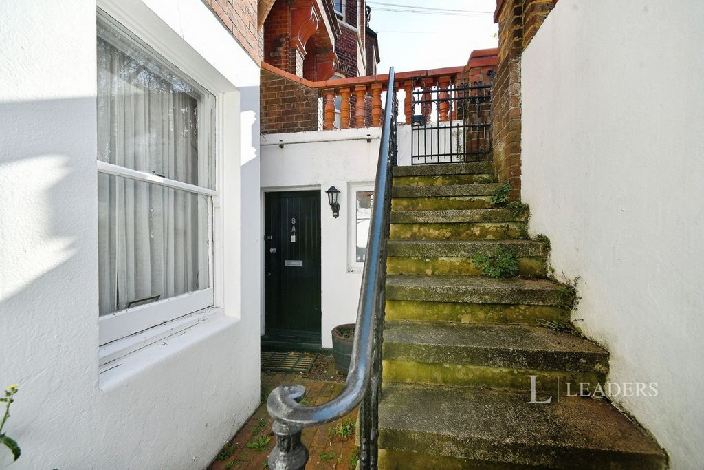 Property photo 2 of 13 Pbox-Img.Jpg
