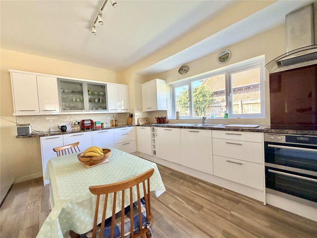 Property photo 3 of 14 Picture No. 09