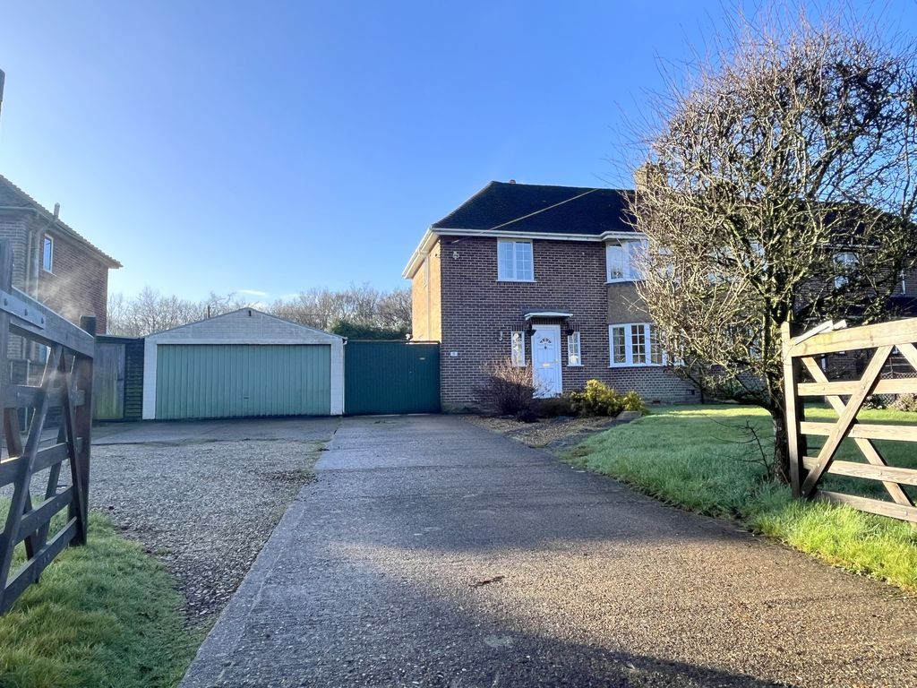 Property photo 1 of 16 Photo 19