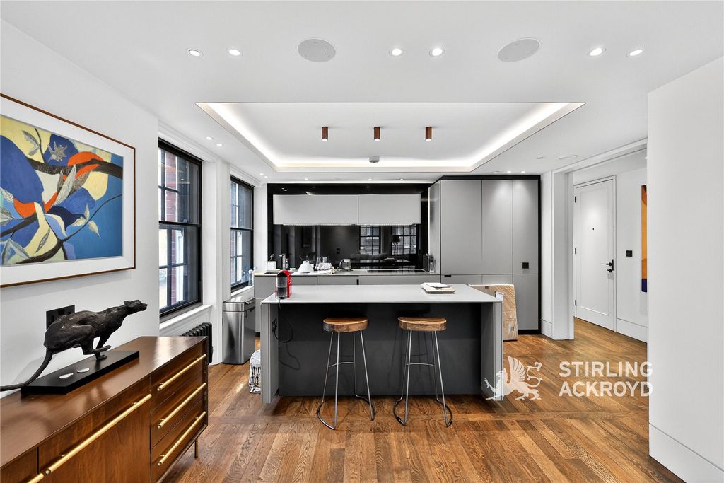 Property photo 2 of 13 Picture No. 11