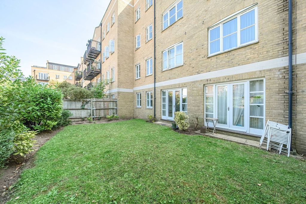 Property photo 3 of 13
