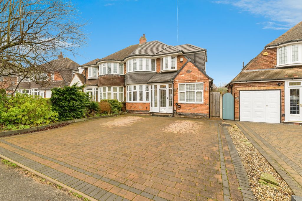 Property photo 1 of 35 1d856A43Fe1Bc011Ef5Ef4Dd246Cbdfde290Ecfe.Jpg