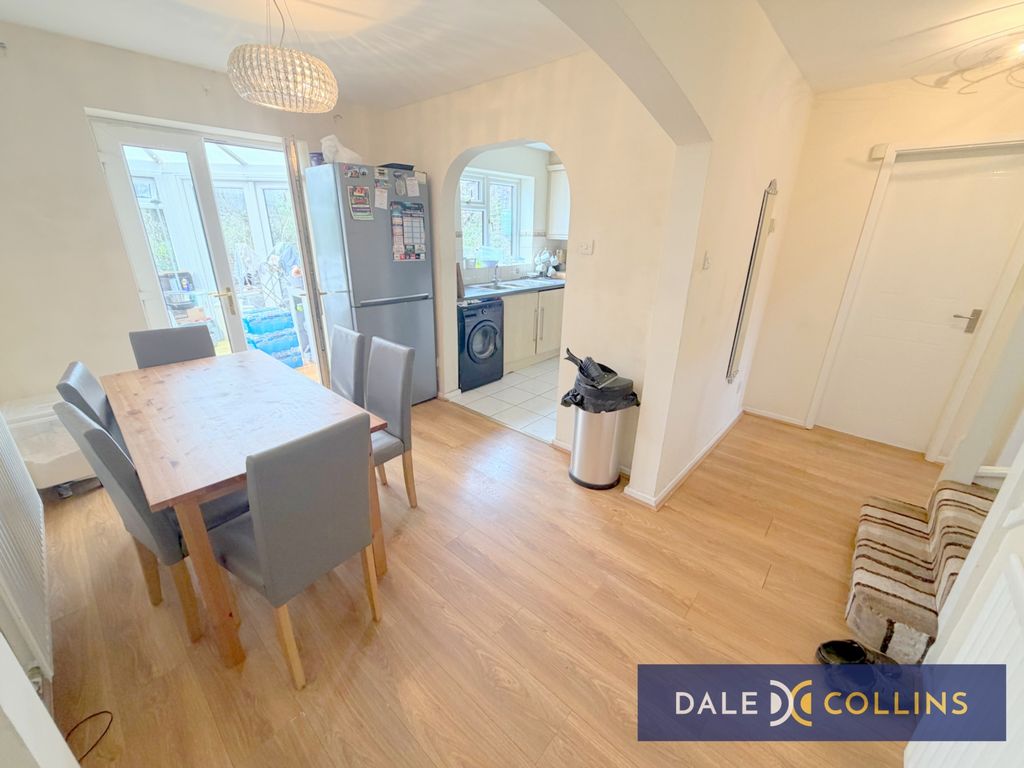 Property photo 2 of 18 Photo 13