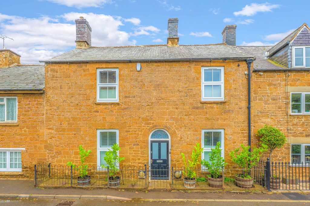 Property photo 1 of 30