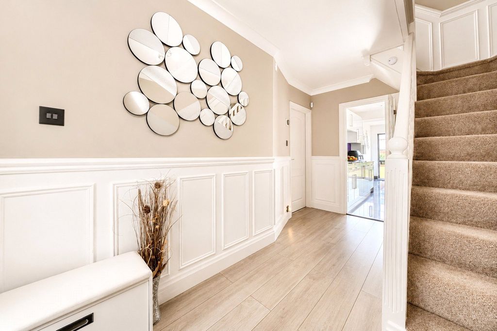 Property photo 3 of 29 Hallway