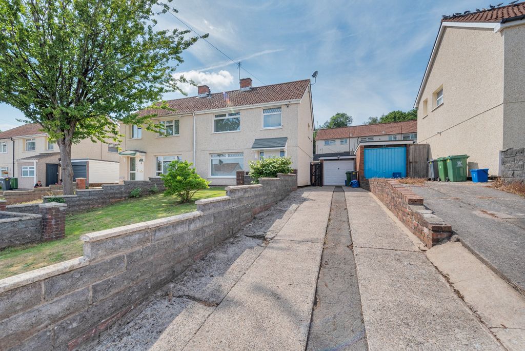 Property photo 1 of 26 4377661