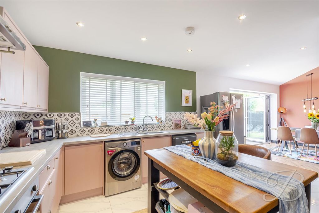 Property photo 2 of 21 Ccltd-4.Jpg