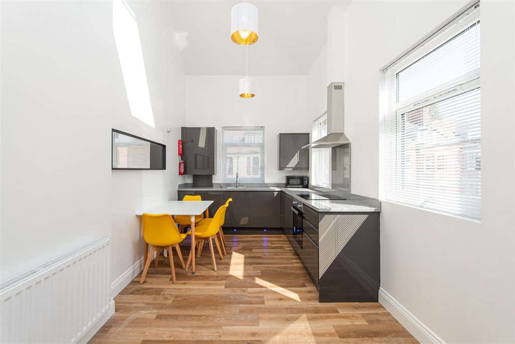 Property photo 1 of 8 Edit-5612.Jpg