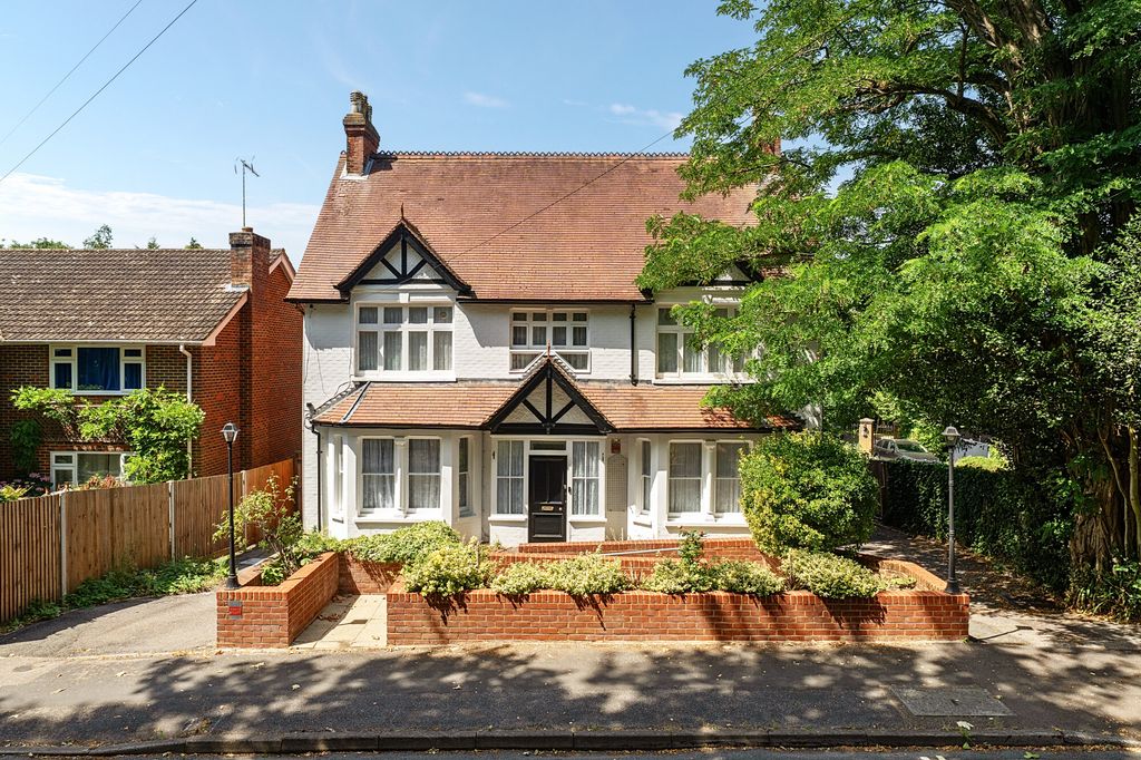 Property photo 1 of 15
